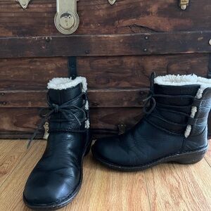 UGG Caspia leather and shearling lace up ankle boots